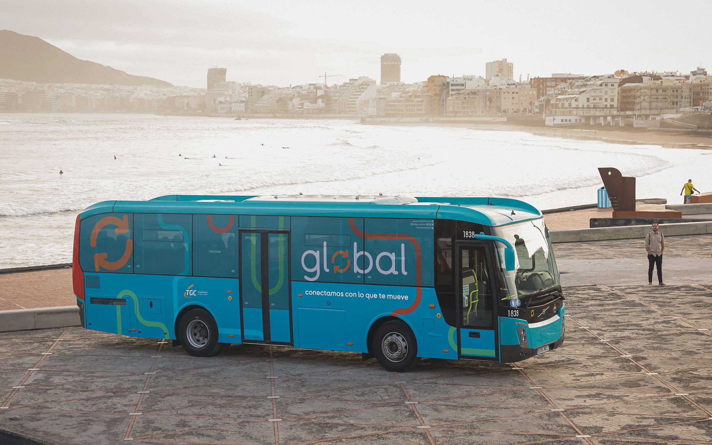 I pendolari e gli studenti residenti alle Canarie hanno autobus e pullman gratis